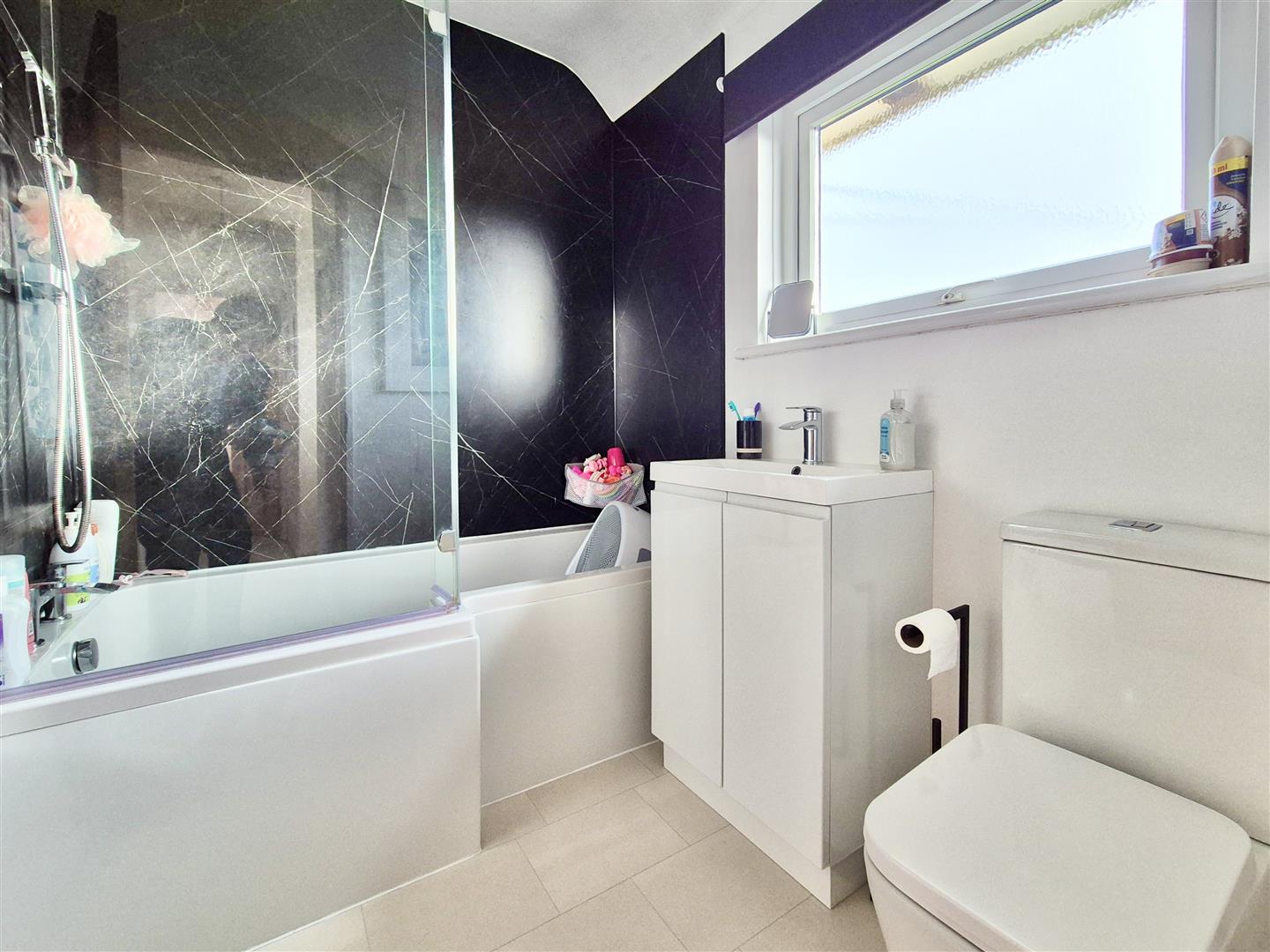 Gibson Way, Porthleven