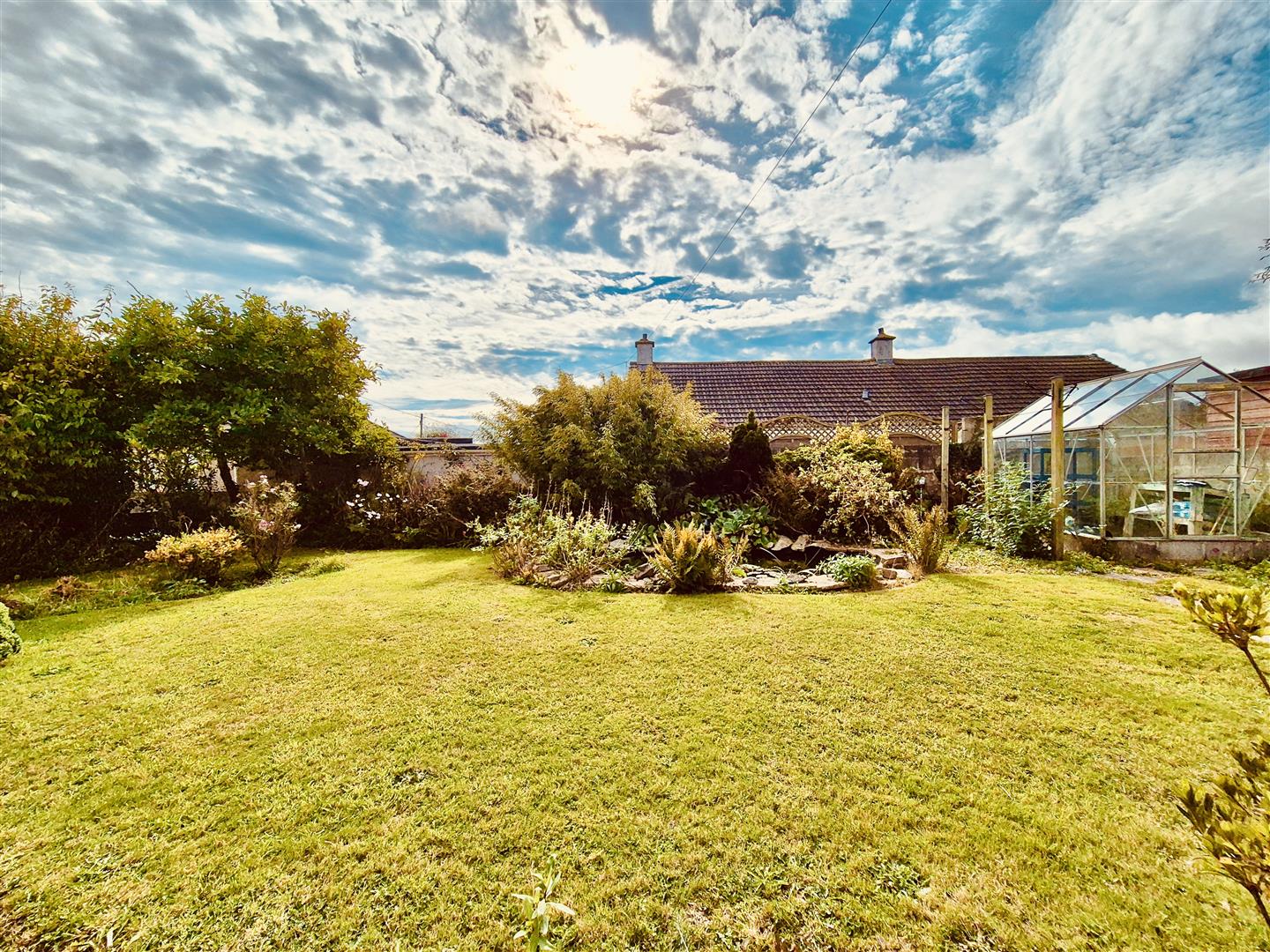 Gwealfolds, Redruth Road, Helston