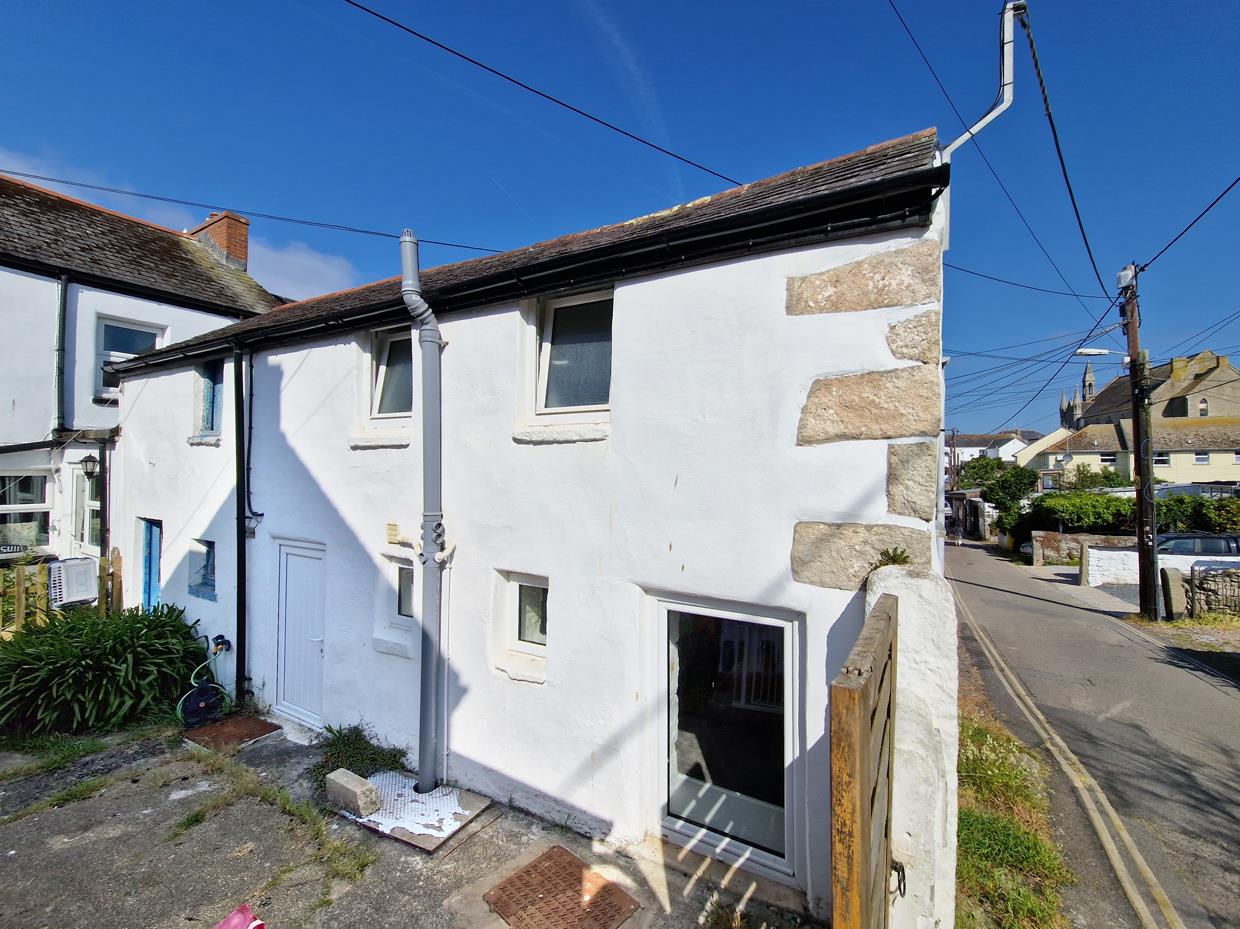 The Gue, Porthleven